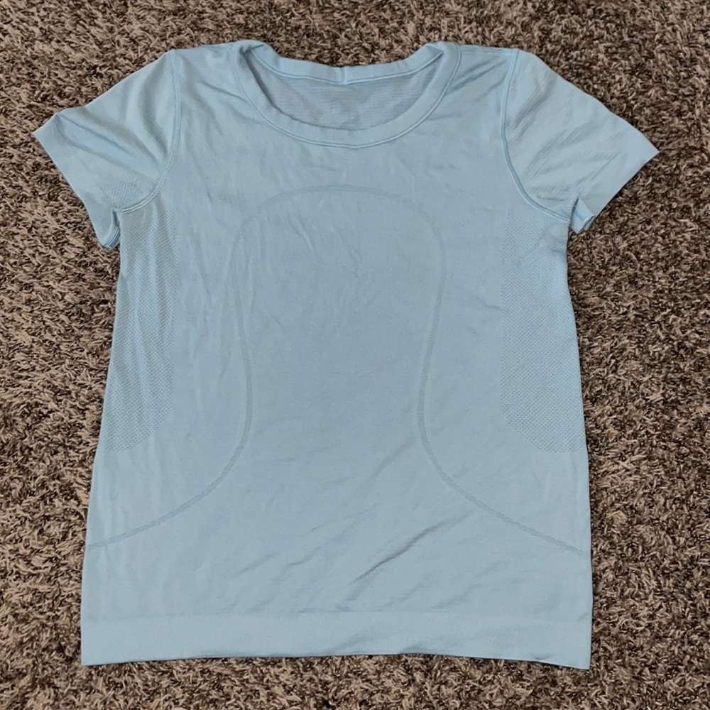 Lululemon relaxed swiftly tech